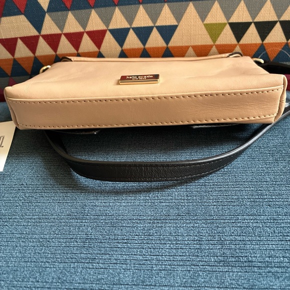 Kate Spade Montrose Avenue Aster crossbody bow purse beige/blk NWOT - Picture 5 of 7
